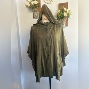 Hem & Thread by Anthropologie slouchy oversized‎ hooded top cape button closure